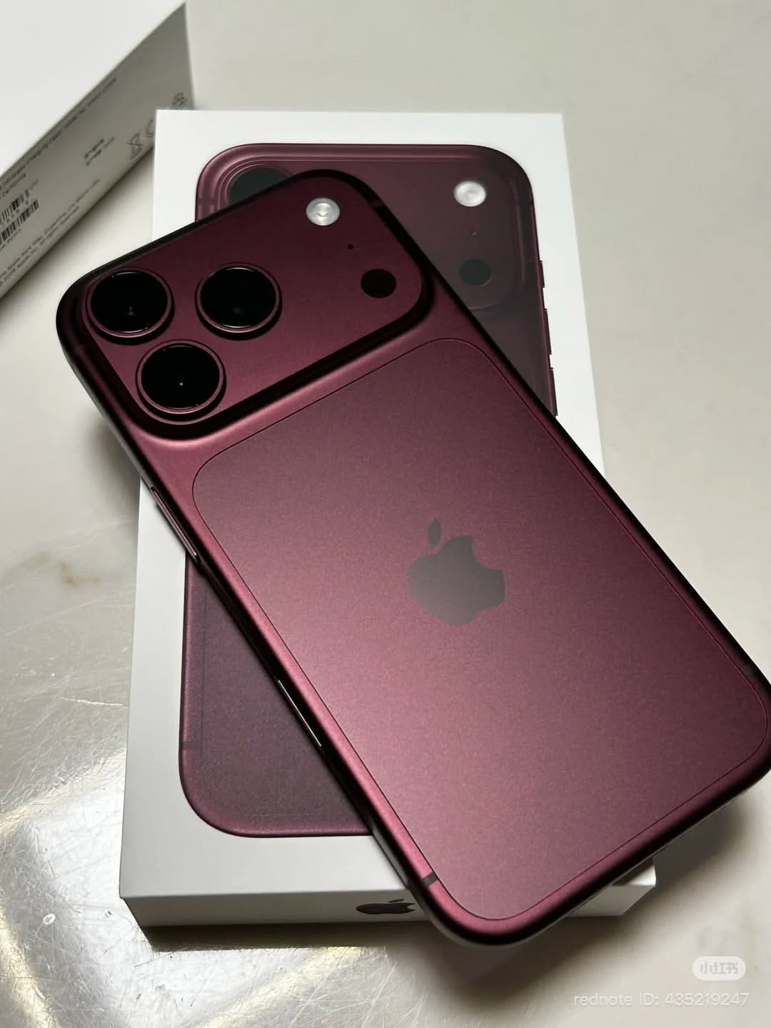 iPhone 18 Pro Max 256GB, Burgundy