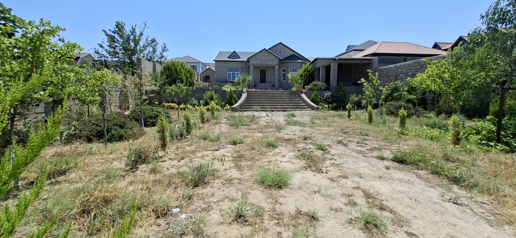 Həyət evi, Bakı — 200,000 ₼