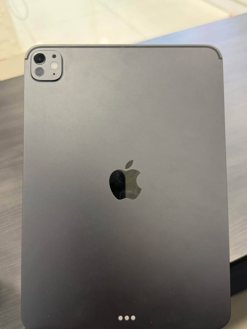 IPad Pro 11-inch (M5) 256Gb 100% — 385,000֏