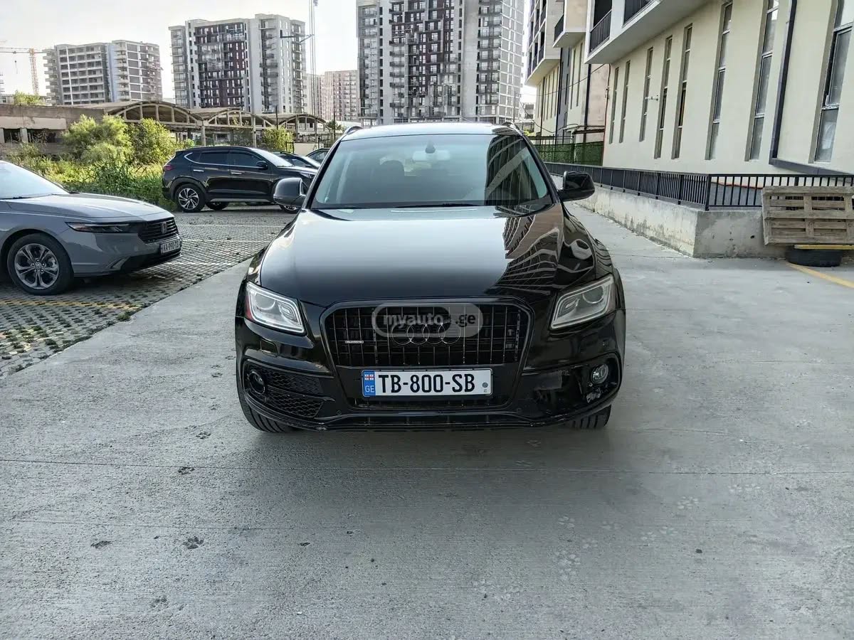 Audi Q5 2013 — 7,700$