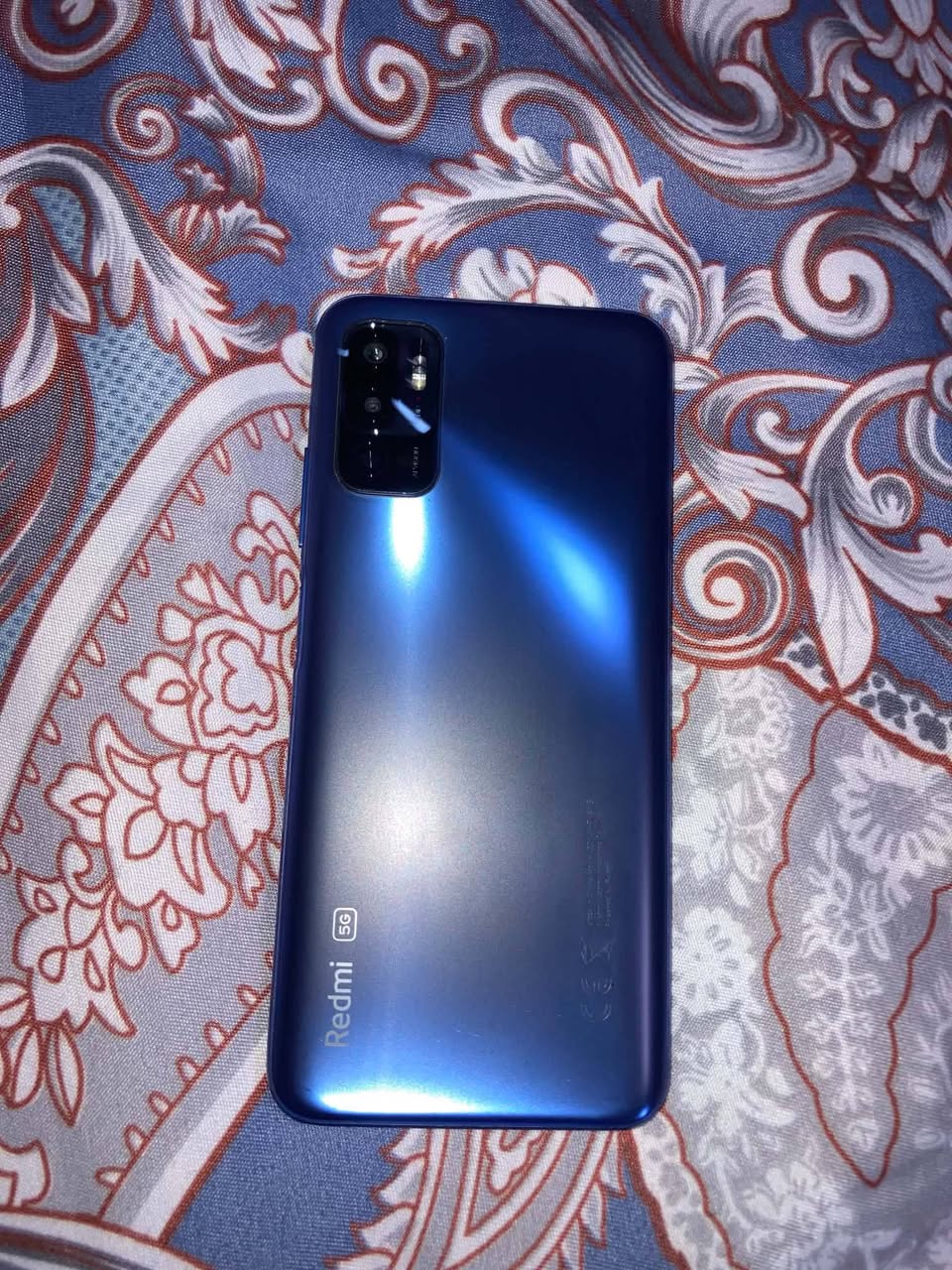 ტელეფონი — 250₾