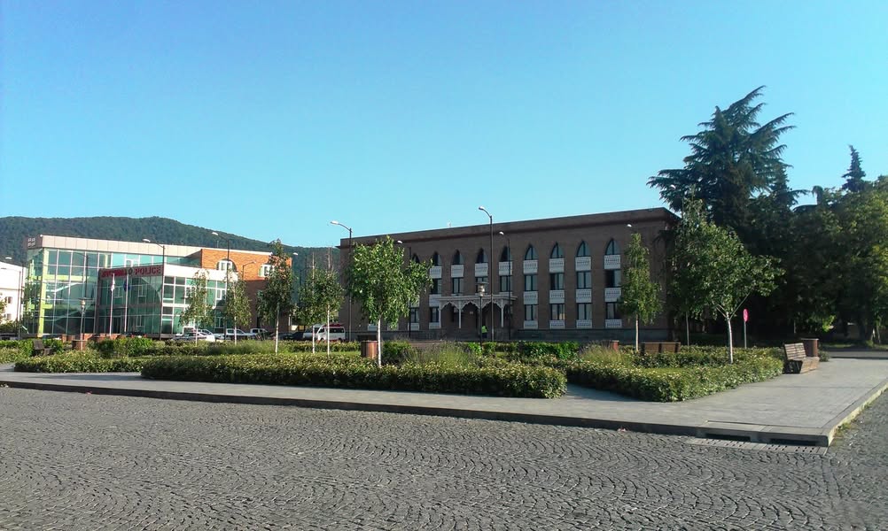 Տուն, Քվարելի
