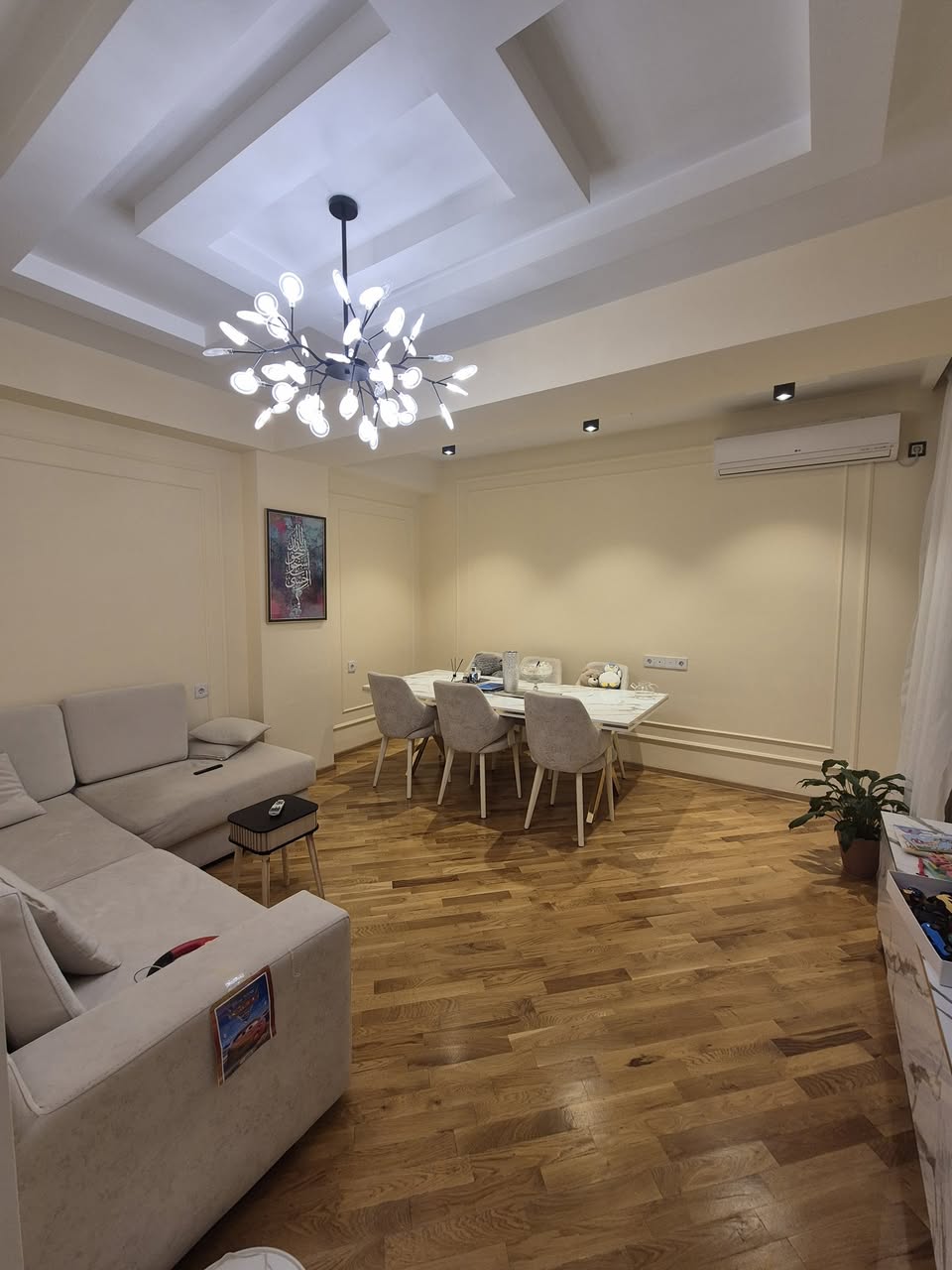 2 otaqlı mənzil satılır, Bakı