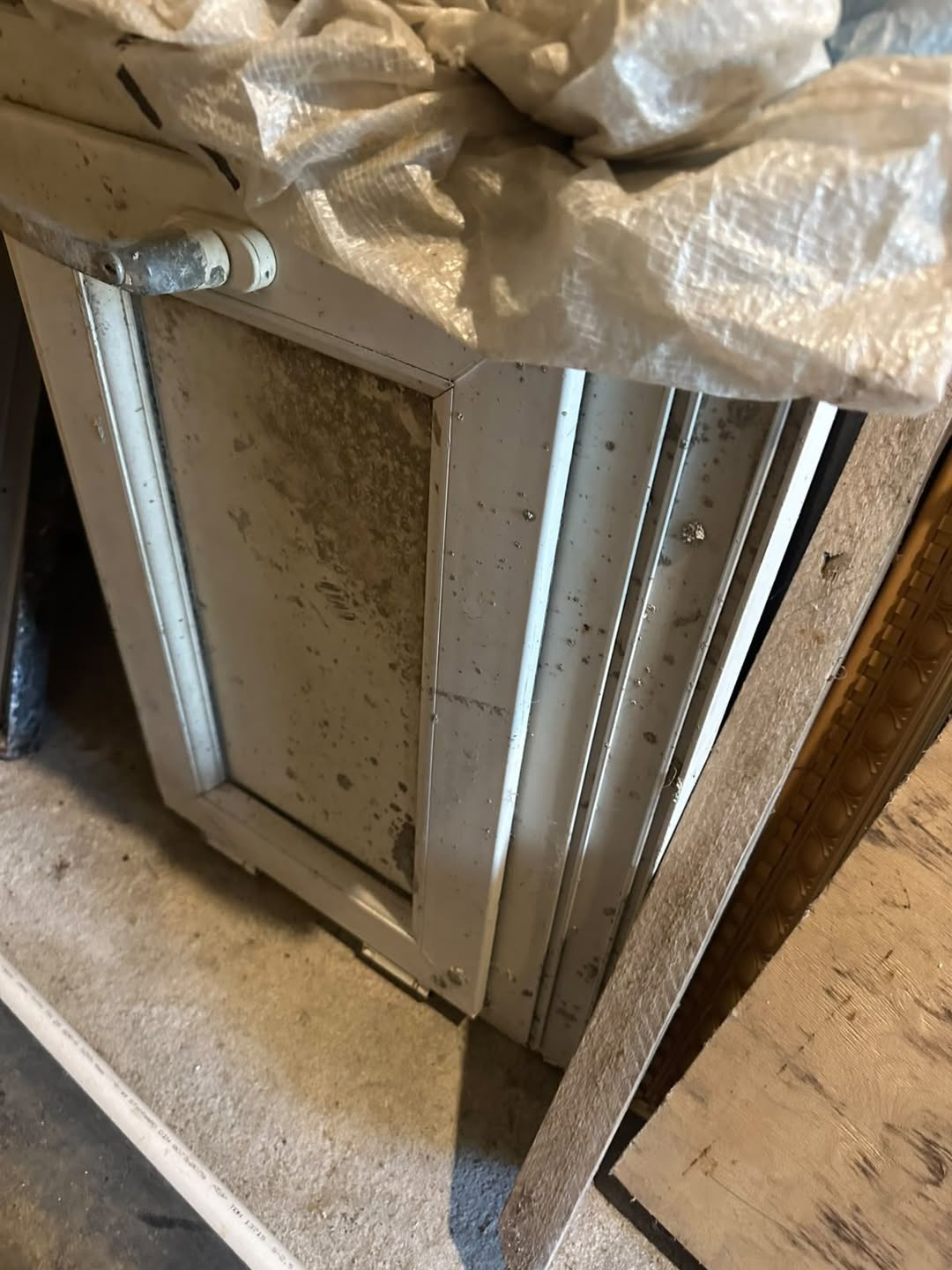 Mebel — 50₼