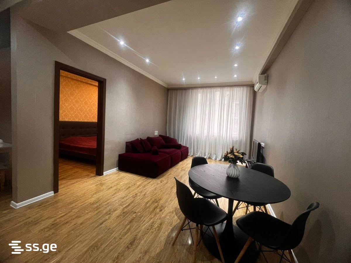 2 oda daire kiralanıyor, Tiflis - $600