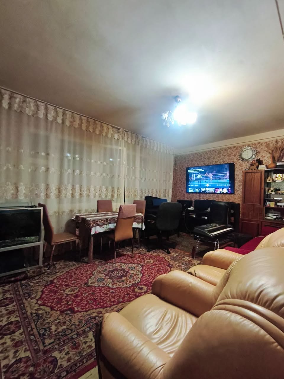 Evin fiyatı — 93,000$