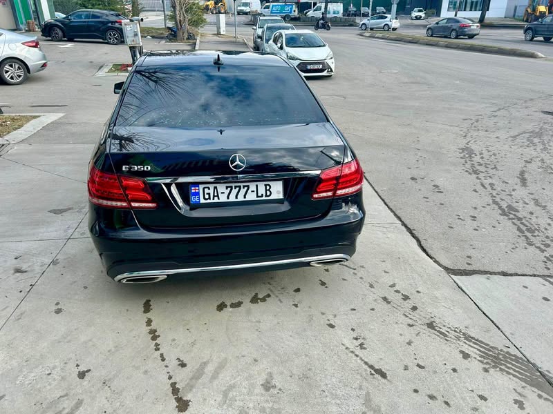 Mercedes-Benz E-Class 2015