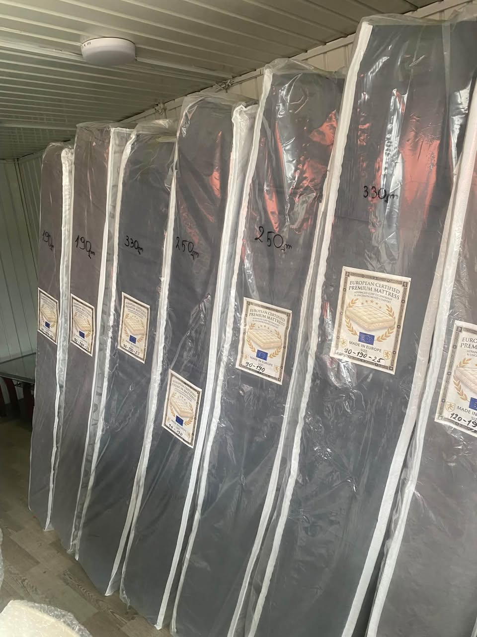 Ortopedik ve anatomiik matraslar 190₾'den itibaren garantili olarak veriyoruz✅