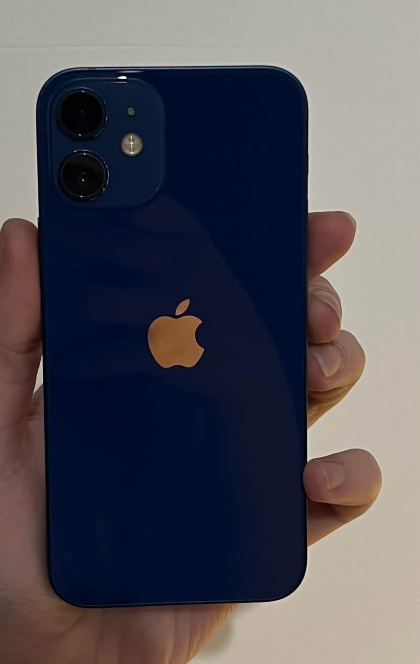 iPhone 12 mini, defect-free