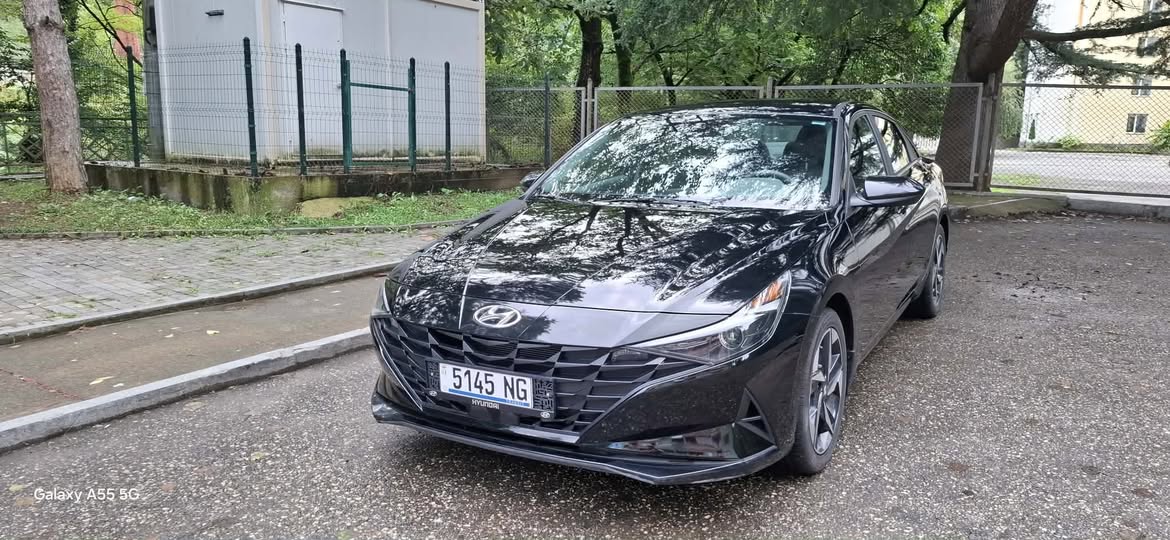 Hyundai Elantra 2023