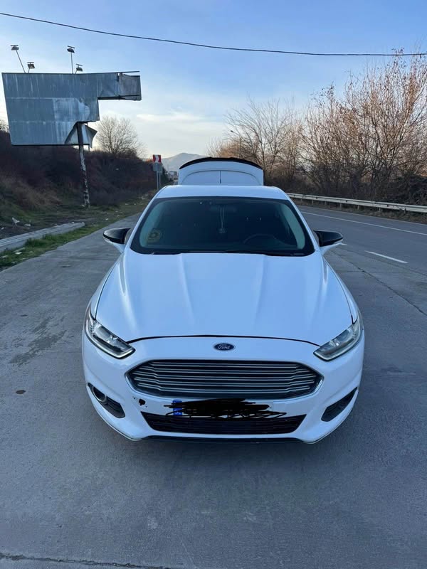 Avtomobil 2015 — 5,200$