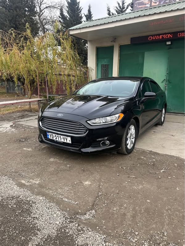 Avtomobil 2015 — 5,200$
