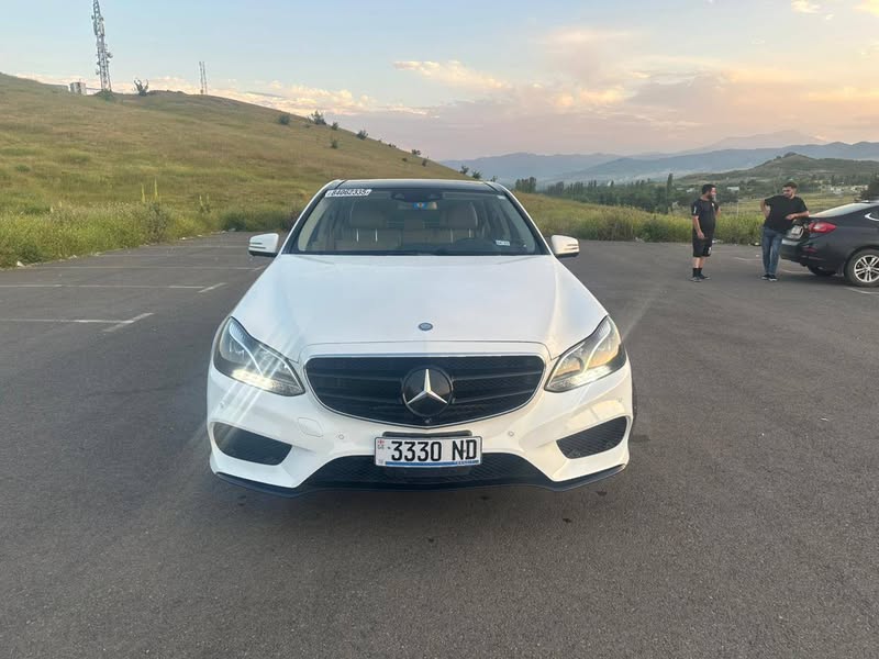 Mercedes-Benz E-Class 2015