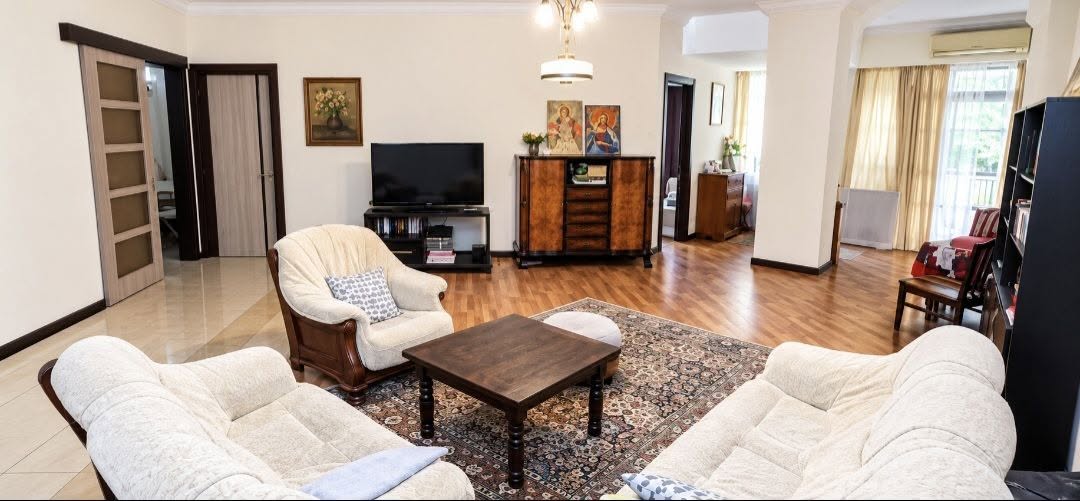 იყიდება 3-ოთახიანი ბინა, თბილისი — $310,000