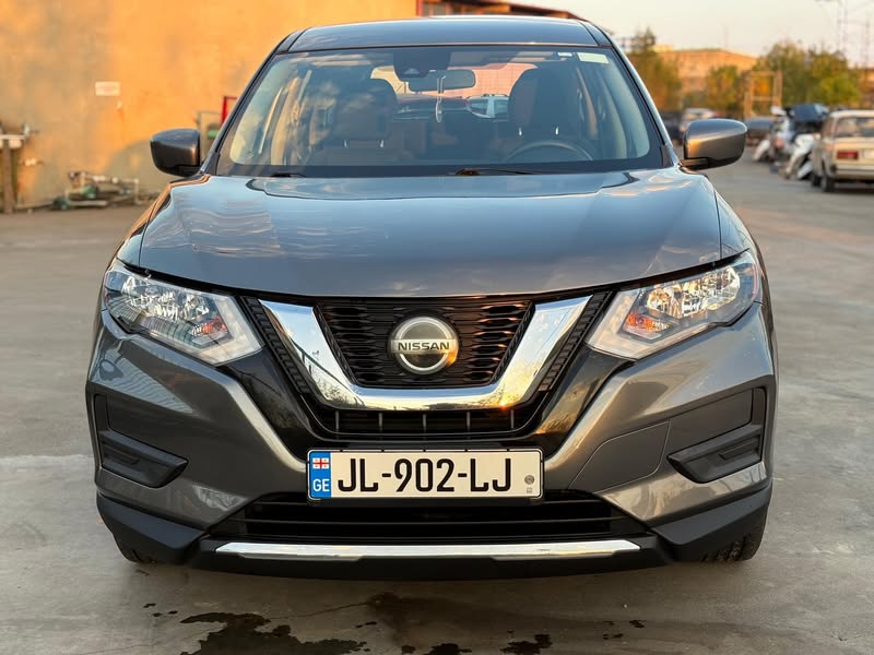 Avtomobil 2020 — 9,000$