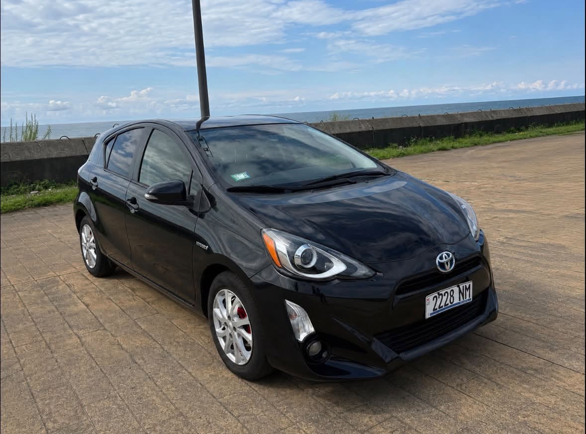 Toyota Prius C 2016