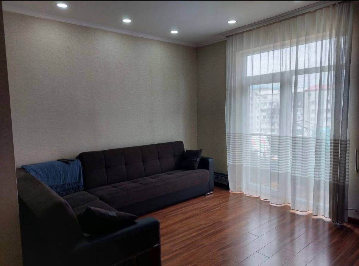 იყიდება ბინა, ფოთი — $85,000
