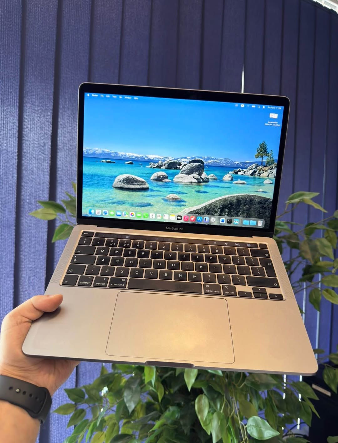 MacBook Pro 2020 მსუბუქი, თხელი, იდეალურია