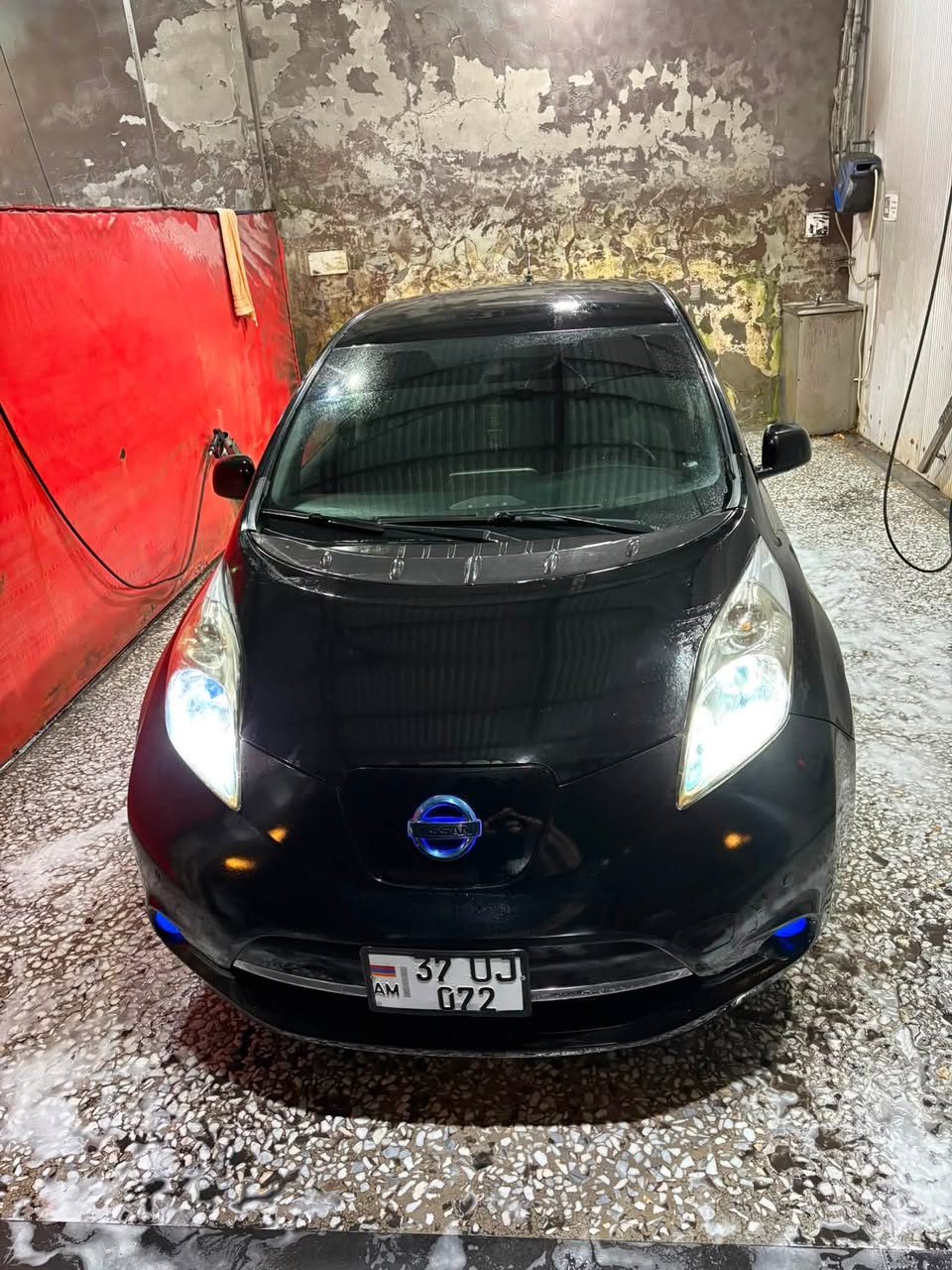 Nissan 2013 — 1,000,000֏