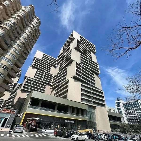 Grand Hayat Kompleksində Super Təmirli Mənzil! — 355,000₼