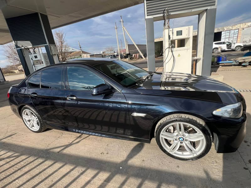 Avtomobil 2012 — 10,800$