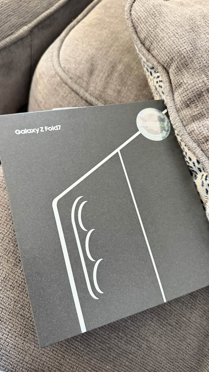 იყიდება Samsung Z Fold 7 - 2027