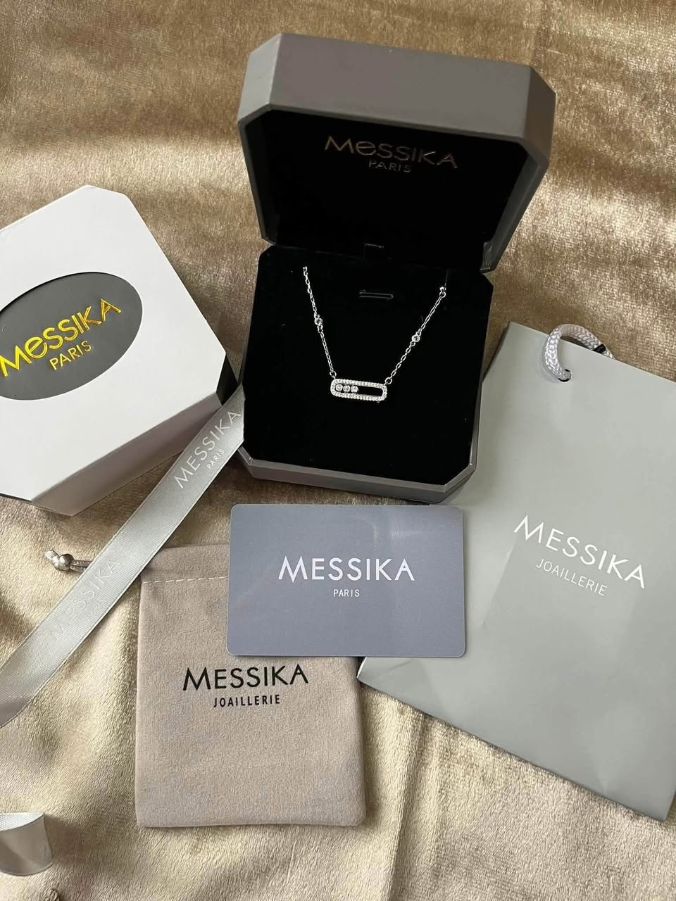 ✨ჩვენთან უკვე შეგიძლიათ შეიძინოთ Messika-ს დახვეწილი