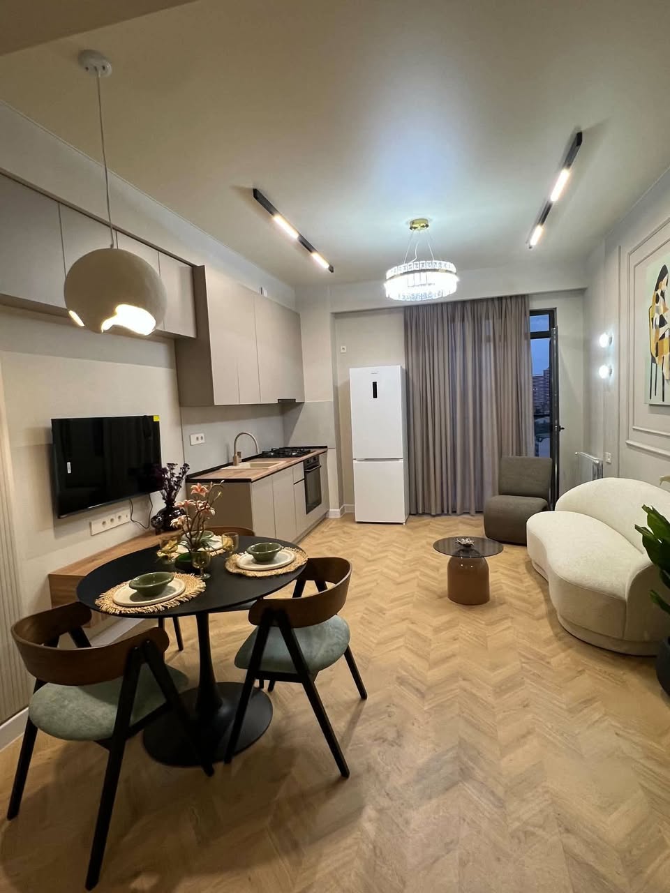 3 oda daire satılık, Tiflis