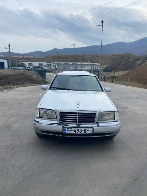 ავტომობილი