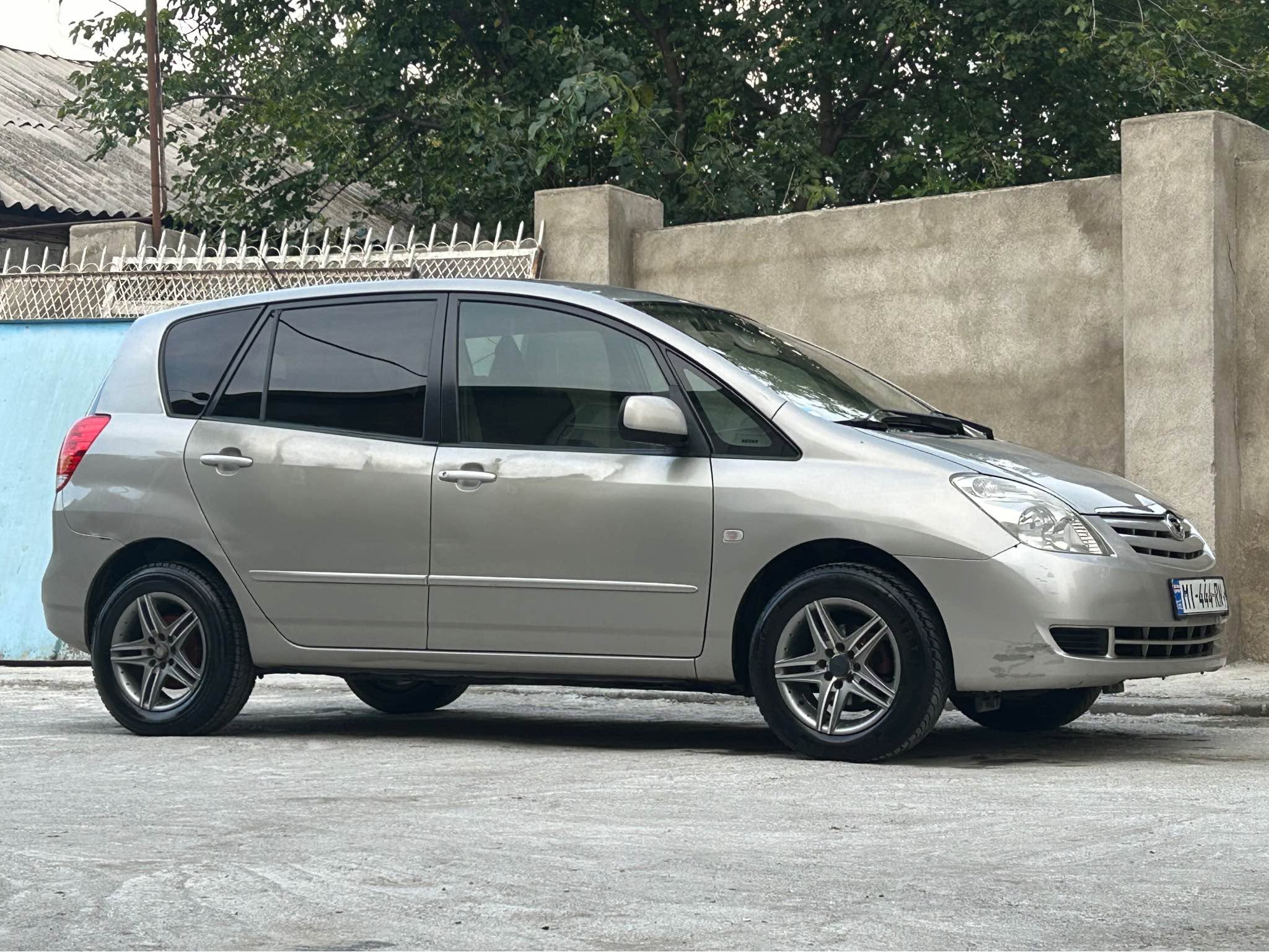 Toyota 2003