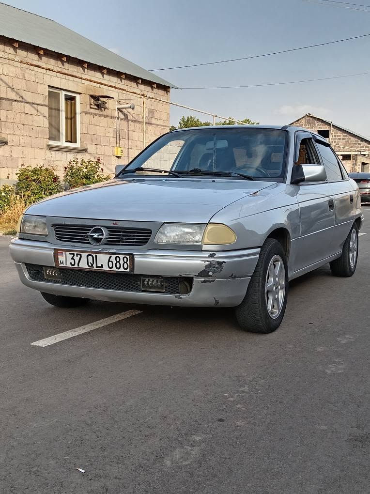 Mənzil satılır, İrəvan