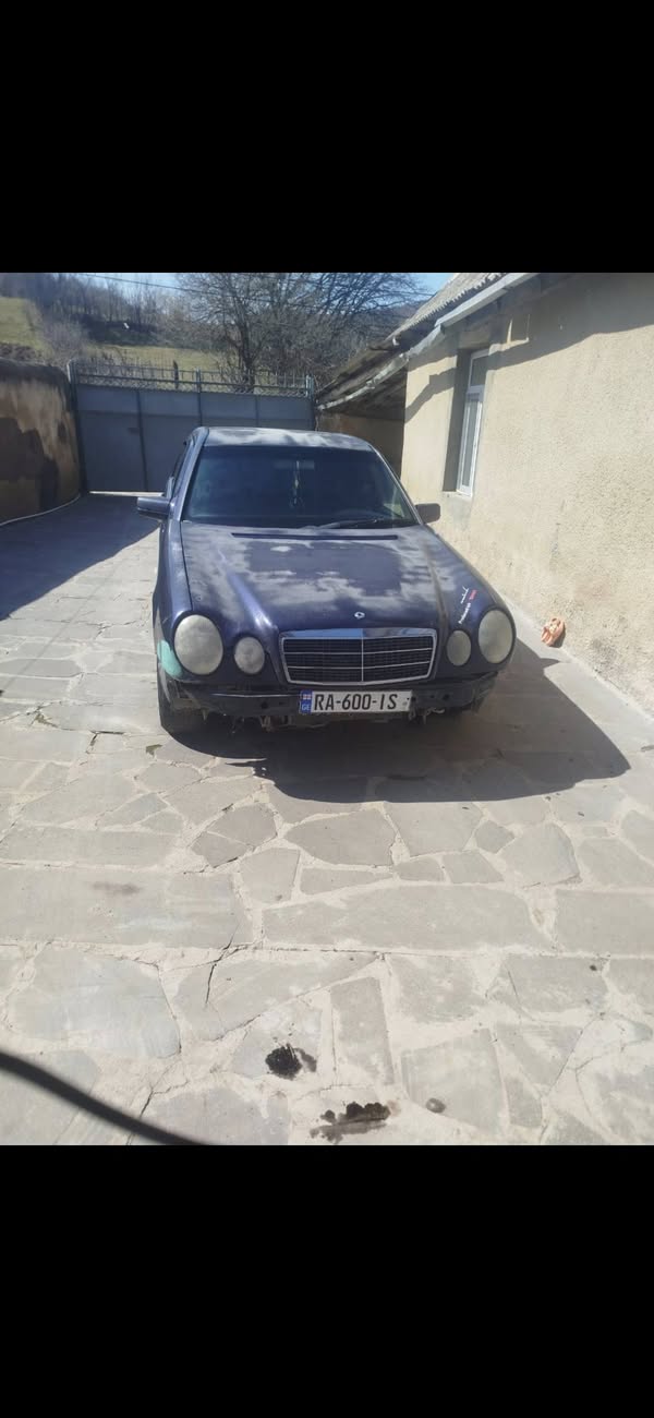 Avtomobil 1997 — 2,000$