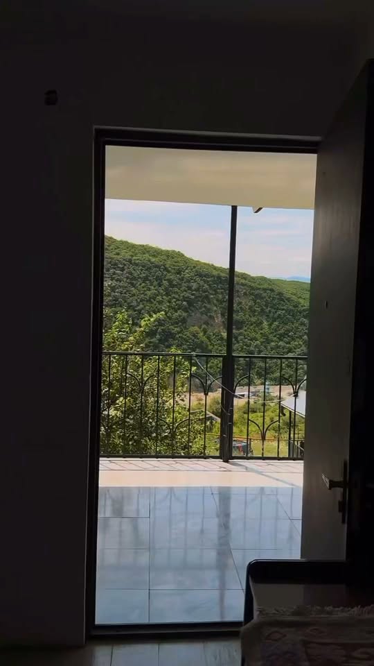 სახლი, თბილისი