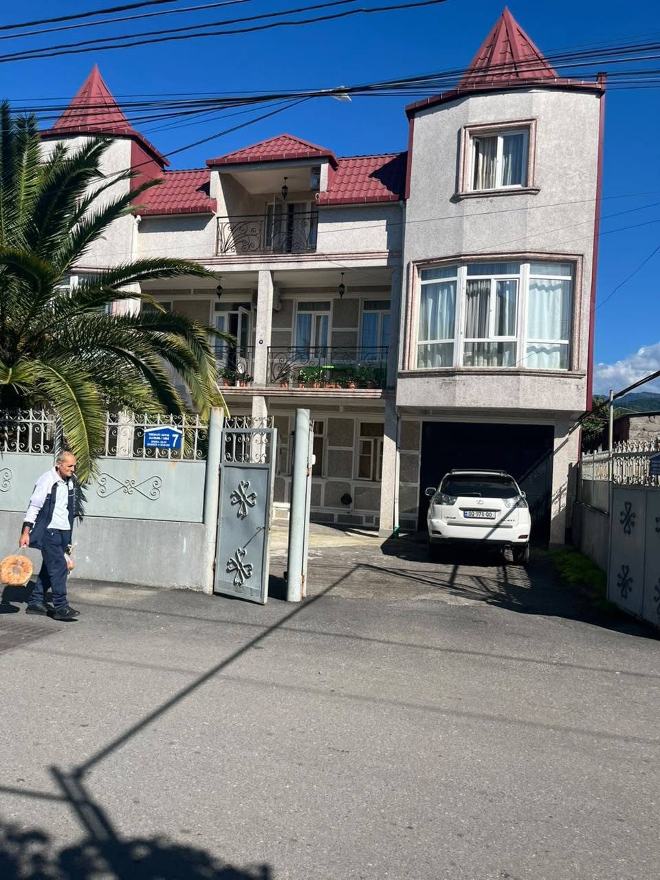 Həyət evi, Batumi — 900 ₾