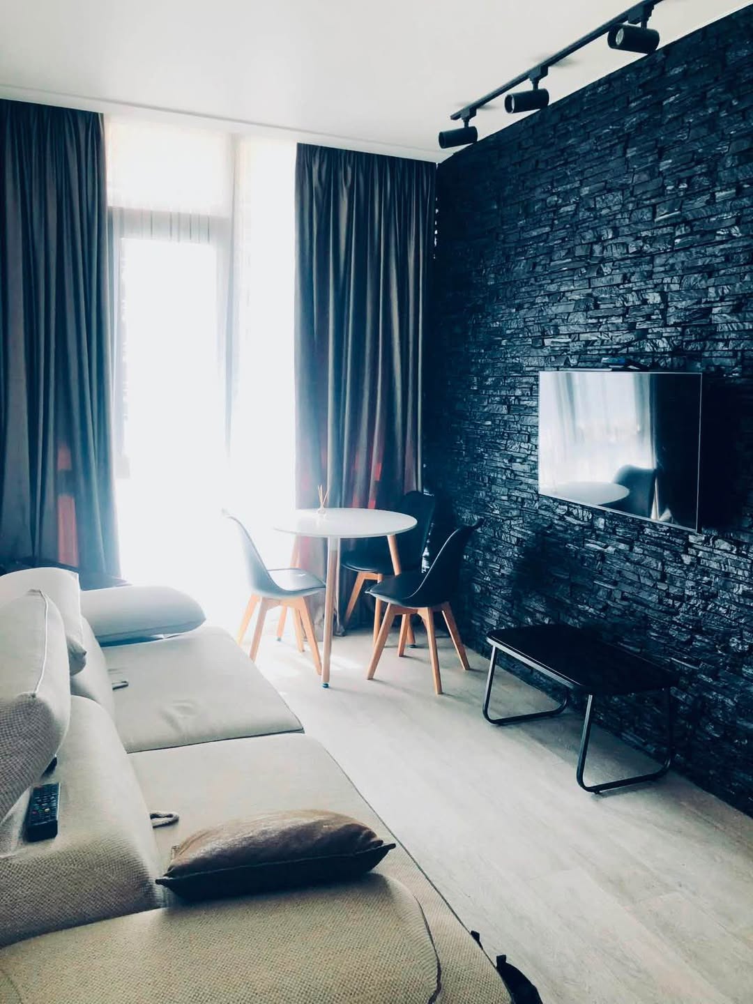 Сдаётся 1-комнатная квартира, Батуми — $500