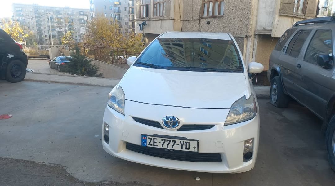 Avtomobil 2011 — 4,300$