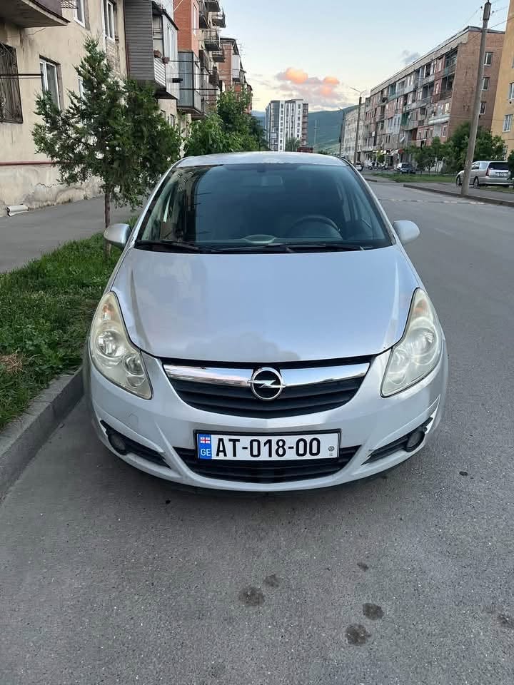 Opel Corsa 2007 — 2,800$
