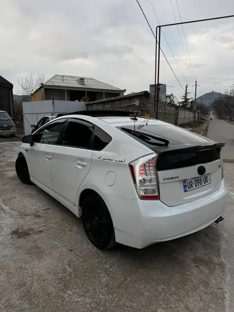 ავტომობილი