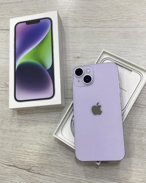 128GB iPhone 8 plus. 700 azn. In Yasamal. — 700₼