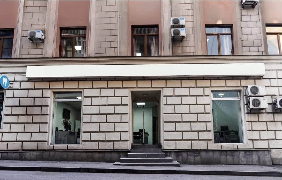 🏢 ქირავდება კომერციული ფართი ზაქარია ფალიაშვილის — 2,450$