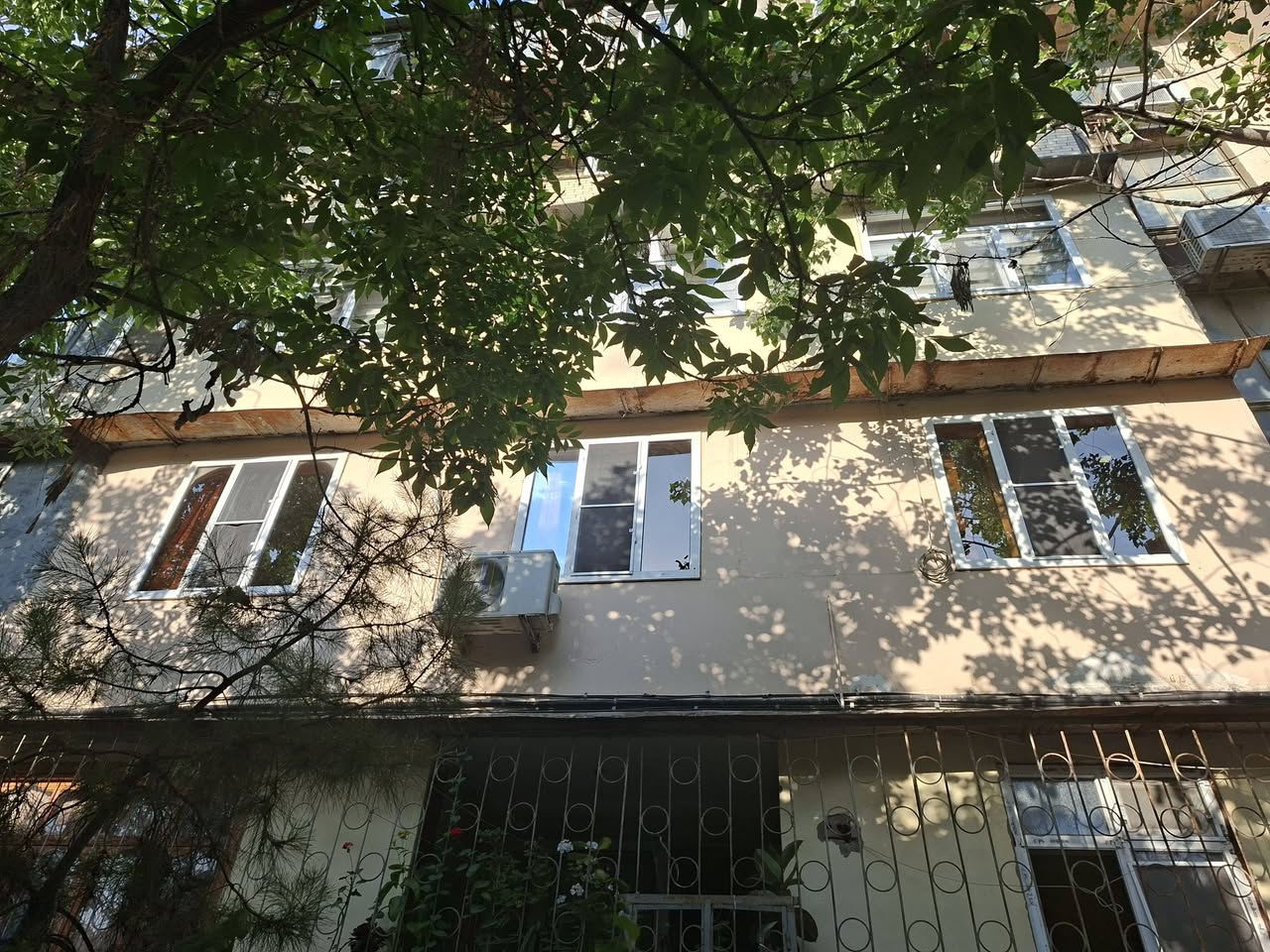 5-комнатная квартира продается, Баку — 2,800 ₼