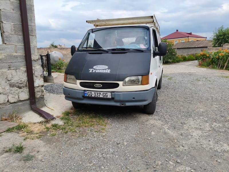 Avtomobil 1999 — 2,700$
