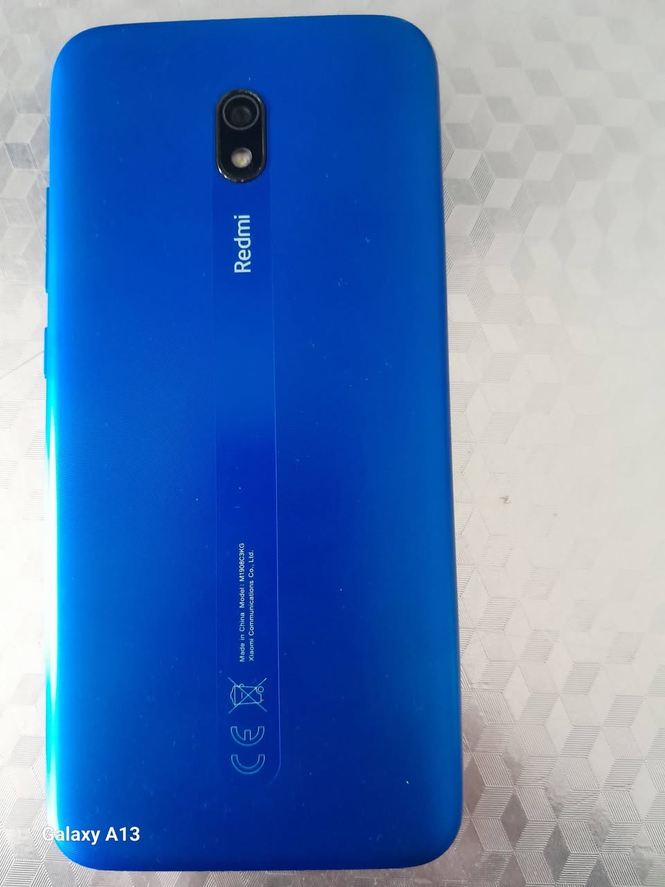 Telefon — 100$