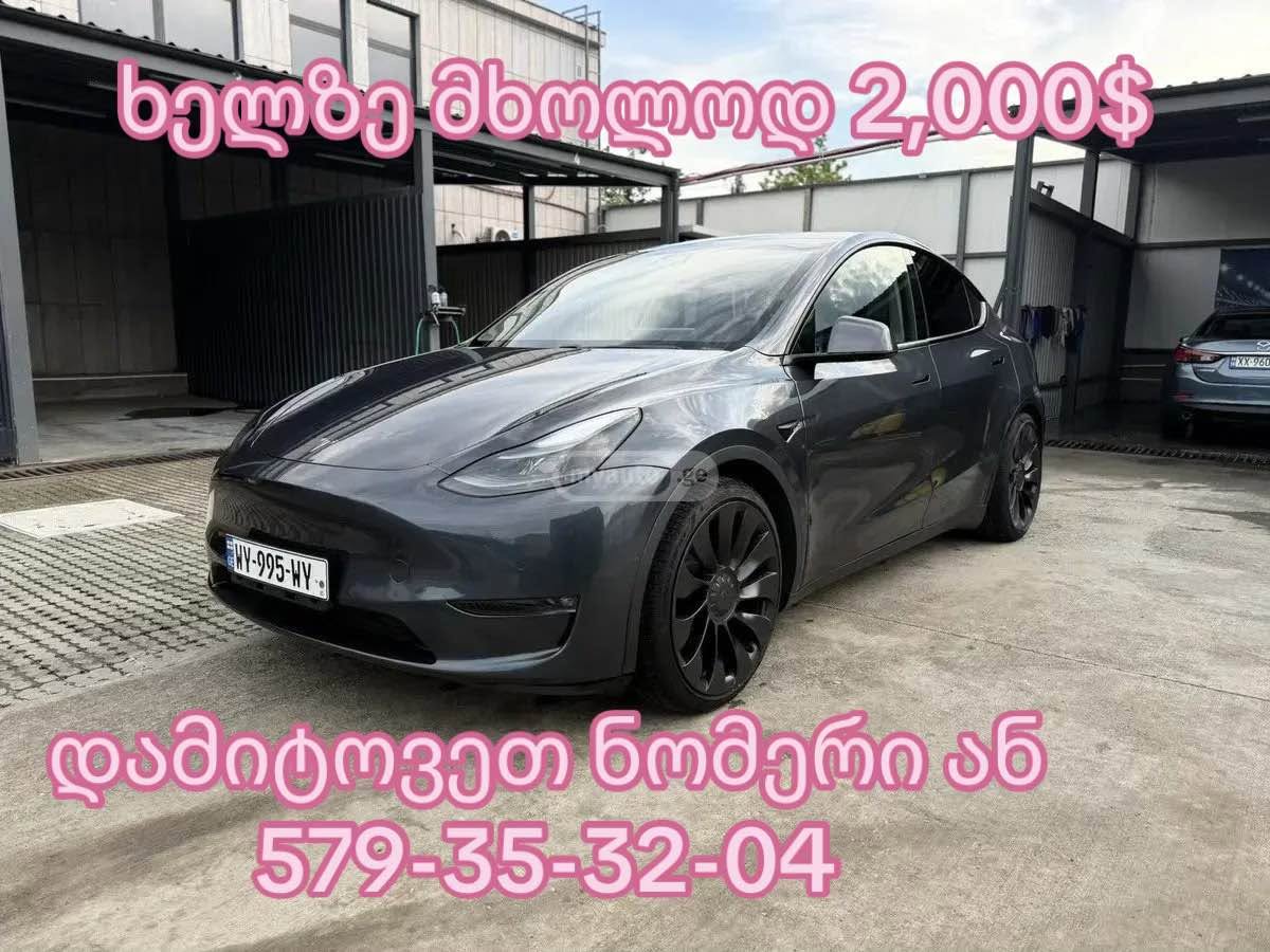 Tesla Model Y 2022 — 19,000$