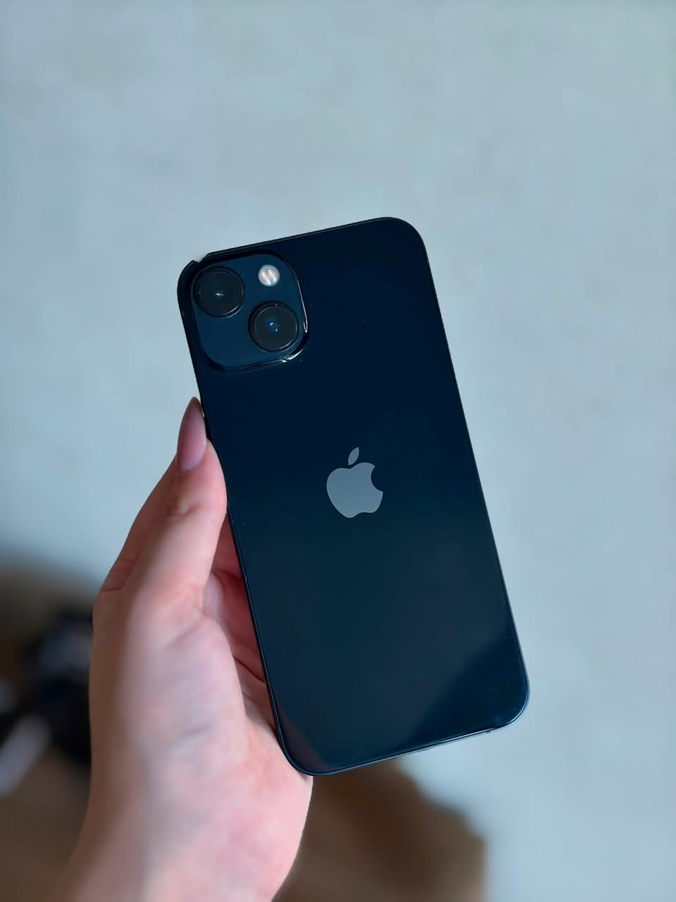 IPHONE 13 - 77% 128გბ სიმიანი — 680₾