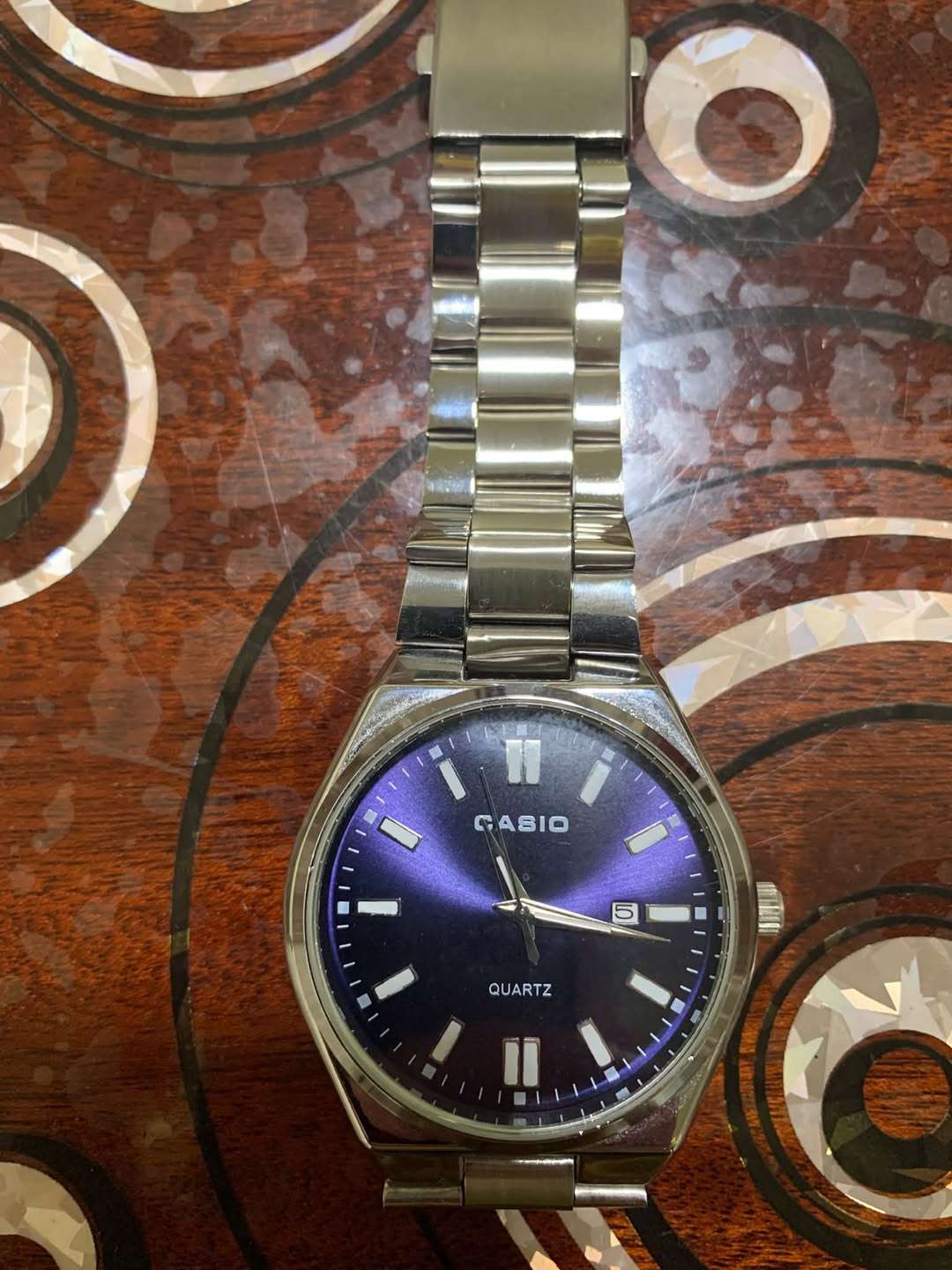 Casio quartz wristwatch, blue dial