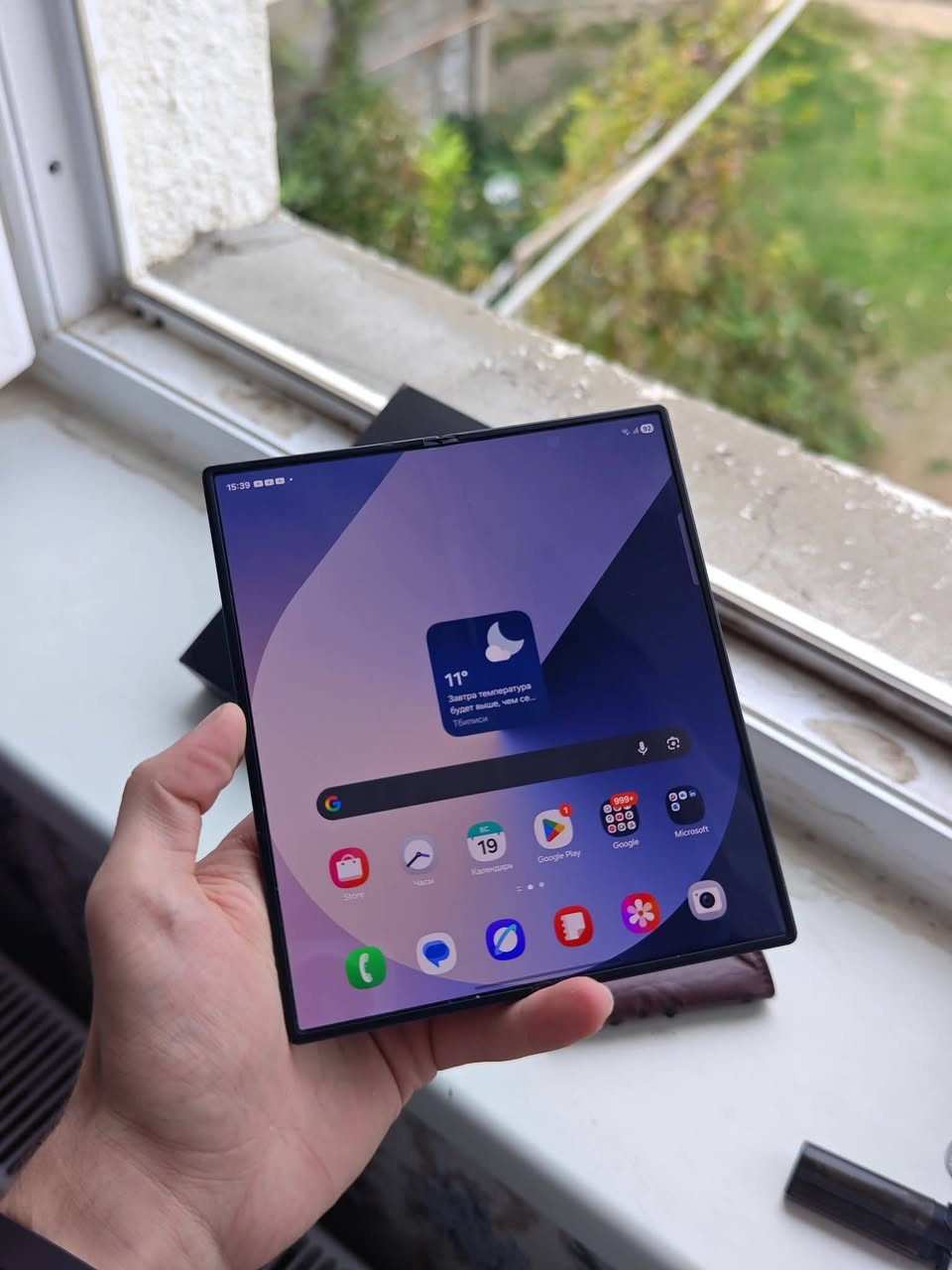 მაქვს samsung fold 6 12/256 2sim