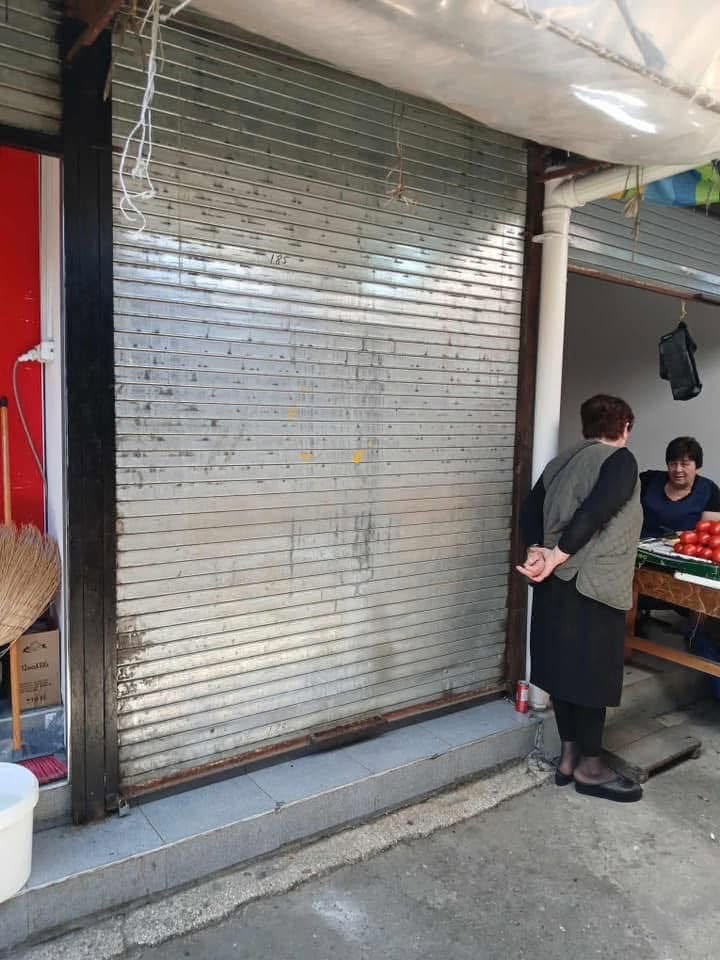 📍В Зугдиди, на территории рынка, со стороны фруктов и овощей, продается — 8,200$