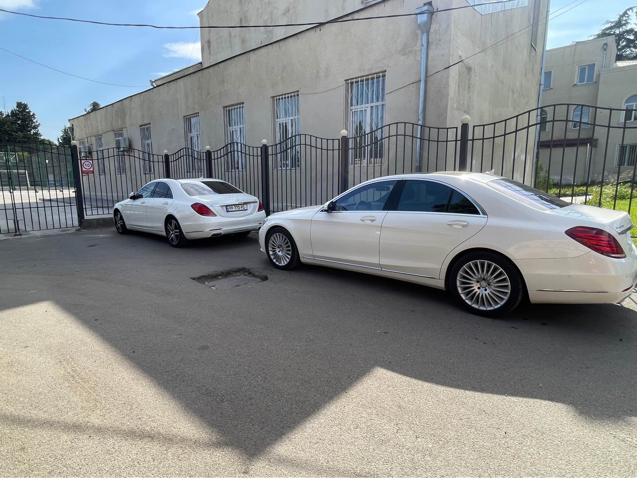 ქირავდება S400