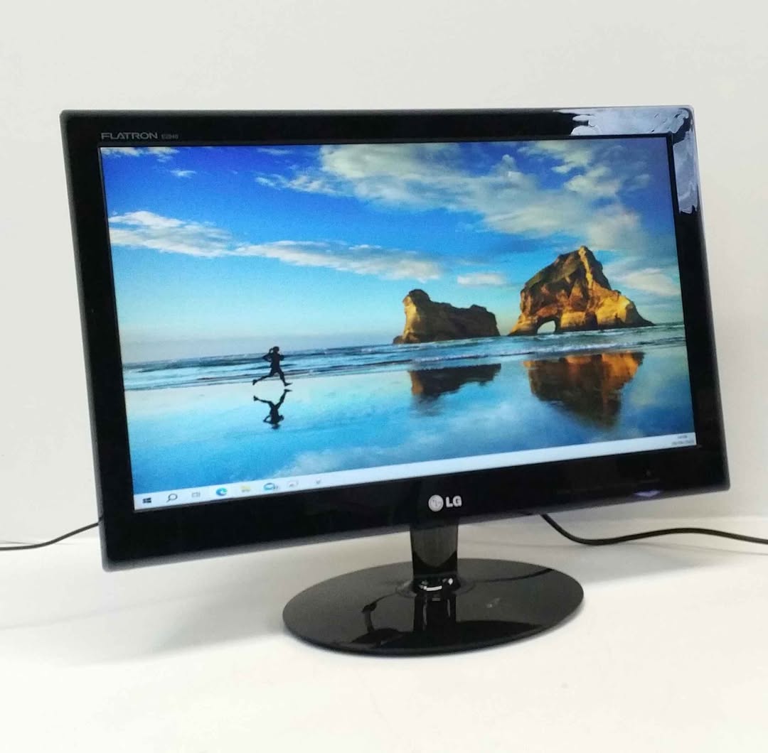 LG Flatron 21.5-22 inch Full HD monitor